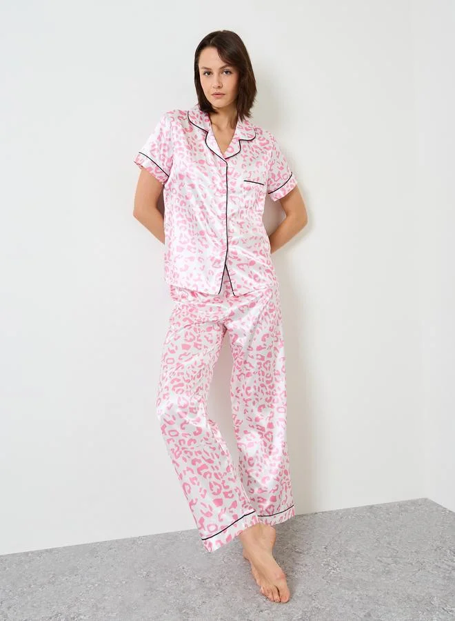 Pink Leopard Print Satin Pajama Set with Short Sleeve Shirt and Straight Pyjama