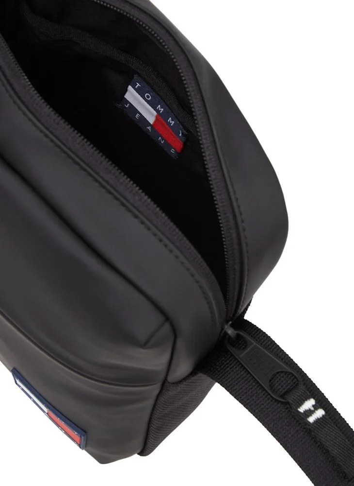 TOMMY JEANS Logo Detailed Messenger Bag