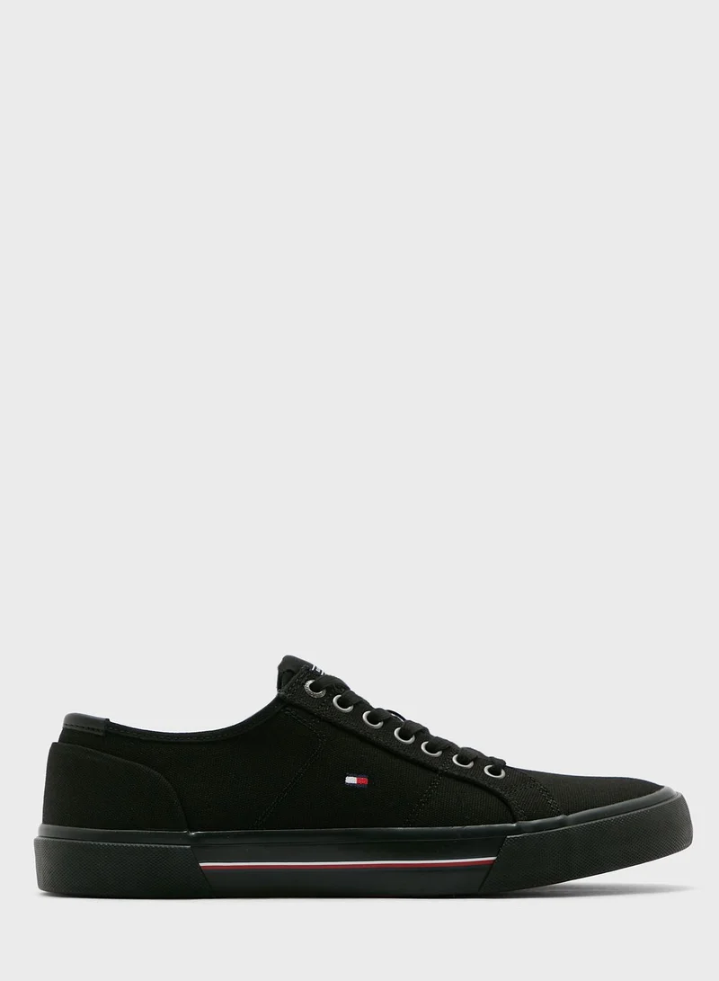 TOMMY HILFIGER Core Corporate Low Top Sneakers