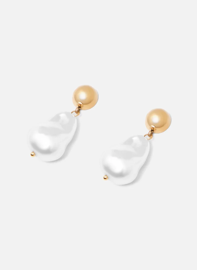 Lichi Vintage style earrings with large pearls