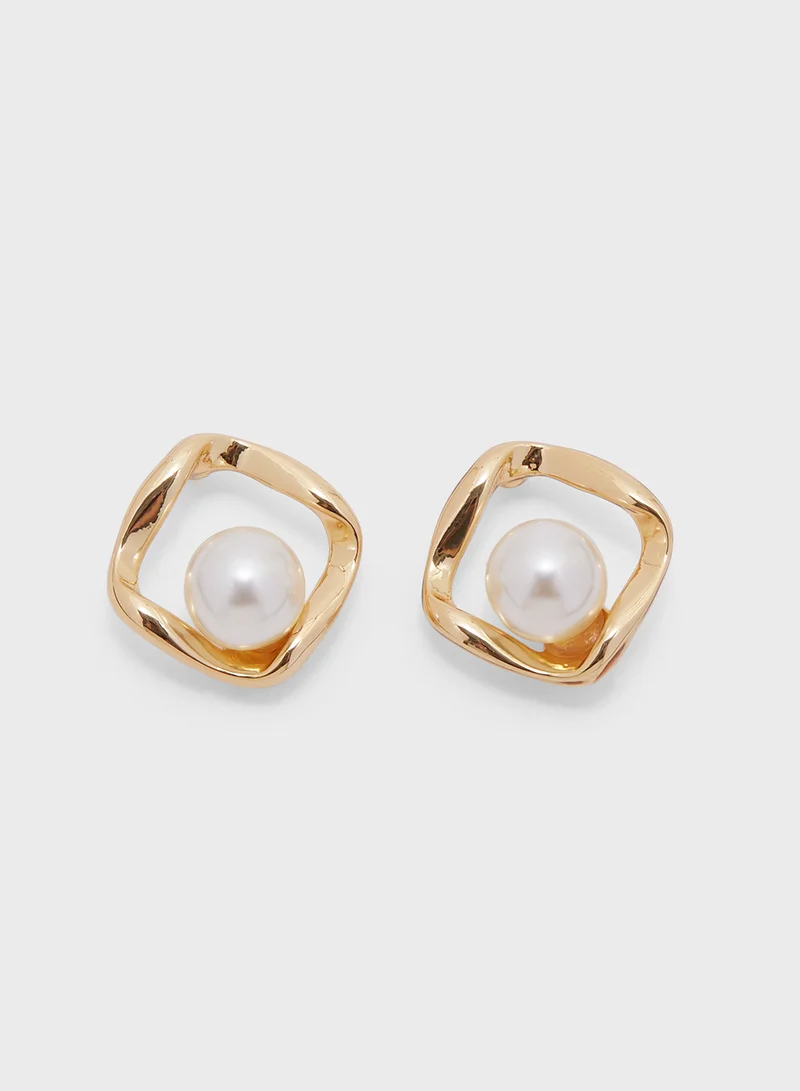Ella Limited Edition Pearl Pendant Necklace  & Drop Earrings Set