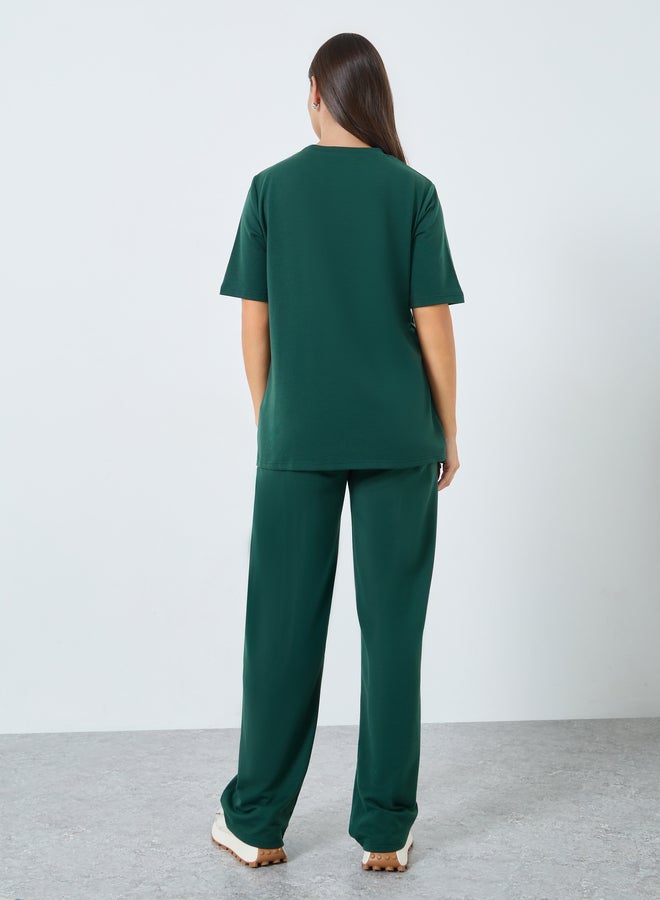 ستايلي طقم تي شيرت وبنطلون جوجر بحافة غير متماثلة بلون أخضر داكن من ستايلي - Image 5