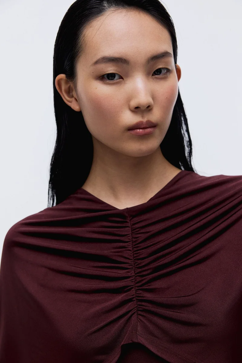 اتش اند ام فستان كايب من الجيرسيه