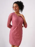 جلو باص rose pink