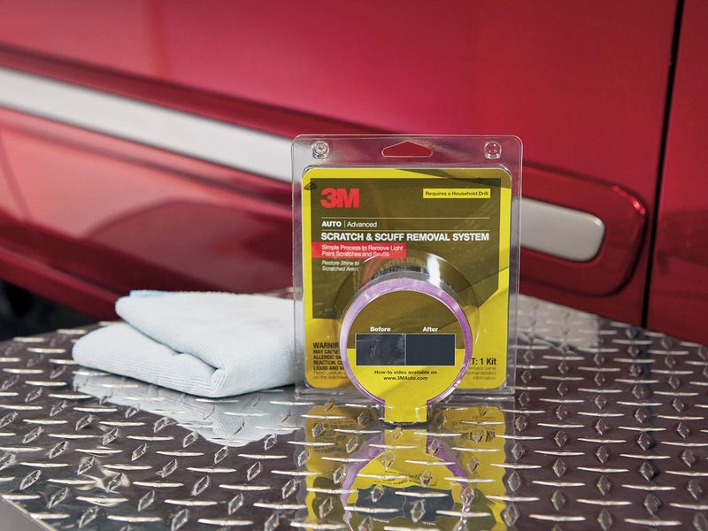 3M Auto Scratch Removal Kit, Eliminates Scratches, Scuffs and Other Defect, Includes Disc Pad Holder, 3000 Grit Abrasive Square, Compounding & Polishing Pads, Rubbing Compound, Scratch Remover (39071) - Image 3