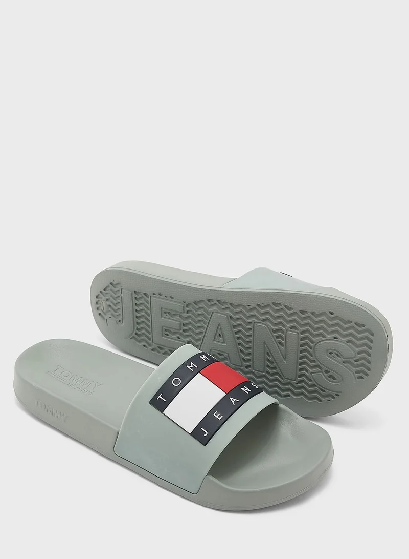 TOMMY HILFIGER Logo Slides
