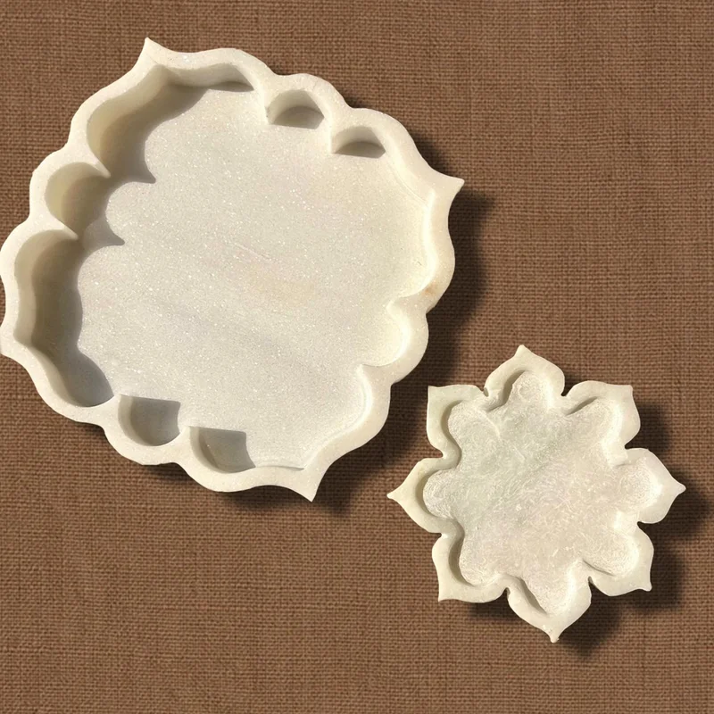 Casa Quesera Madina Marvel  serving platter in Natural Marble
