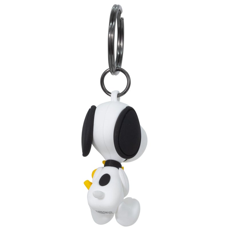 Plasticolor 004630R01 Peanuts Snoopy Holding Woodstock 3-Dimensional PVC Key Chain - Image 3