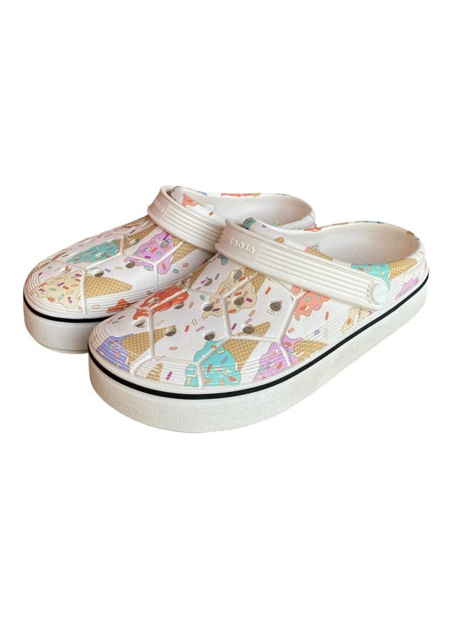 Crocs are comfortable - Image 3