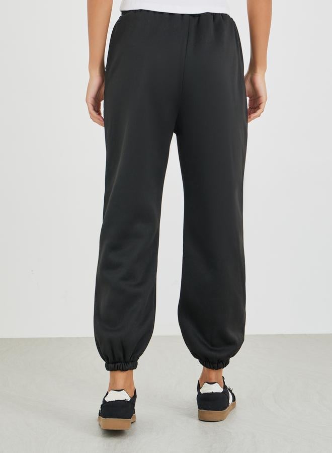 ستايلي سراويل جوغر مريحة بخصر مطاطي برباط - Image 4