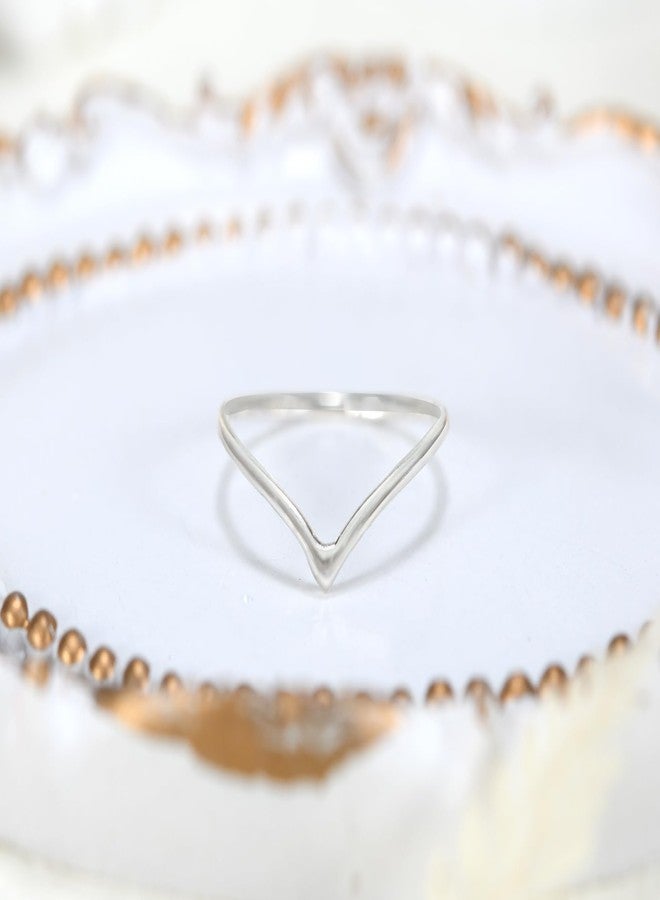 ايرافيدا خاتم إيرافيدا العصري والكلاسيكي بتصميم موجة شيفرون من الفضة الإسترليني عيار 925 قابل للتكديس (10) | مجوهرات فضية أنيقة للنساء - Image 2