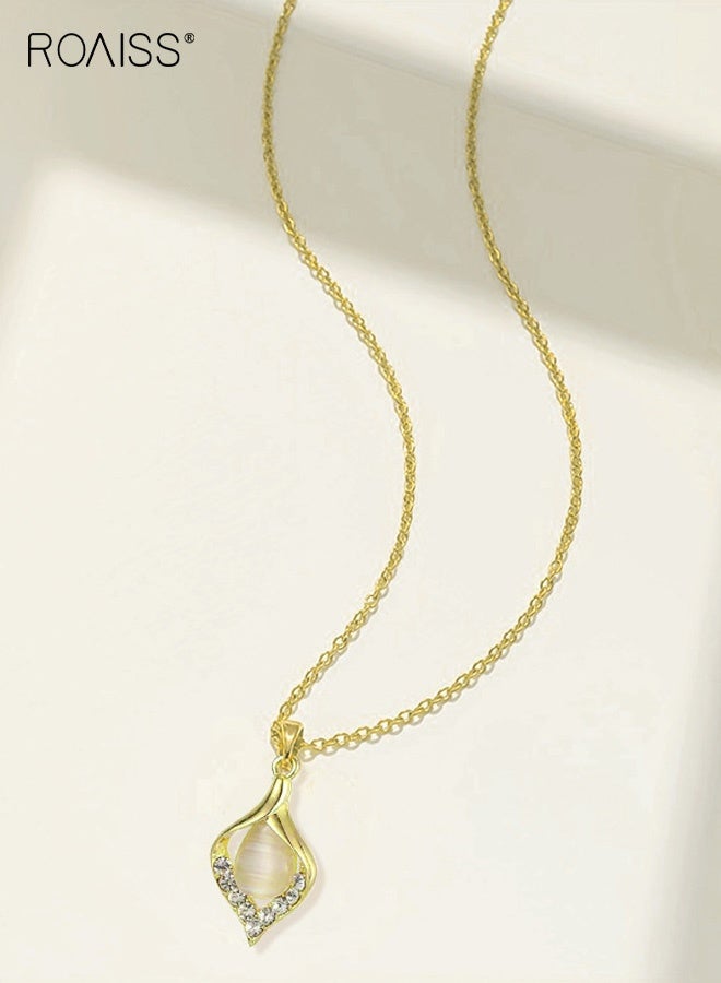 رويس طقم مجوهرات نسائي خفيف الوزن فاخر مكون من قطعتين، أقراط مرصعة بالألماس الأبيض اللامع على شكل عين القطة وقلادة مصنوعة بتفاصيل راقية أنيقة وخفيفة الوزن مناسبة للهدايا - Image 2