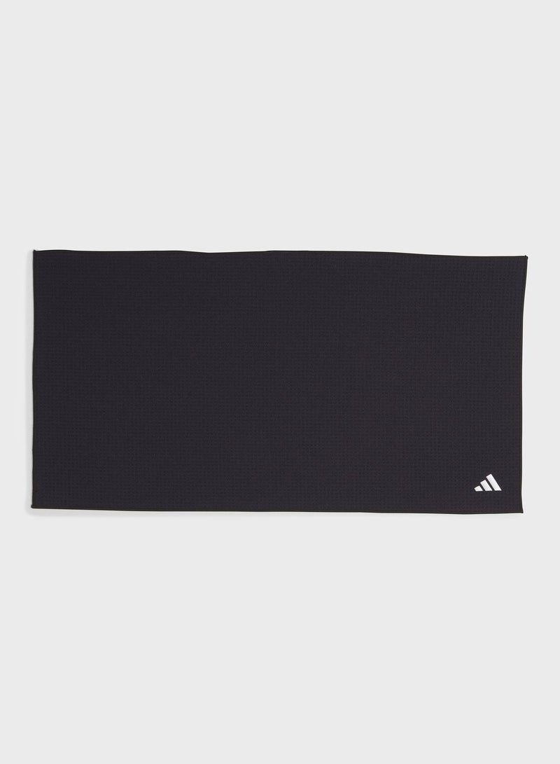 Adidas منشفة اللاعبين سوداء - Image 1