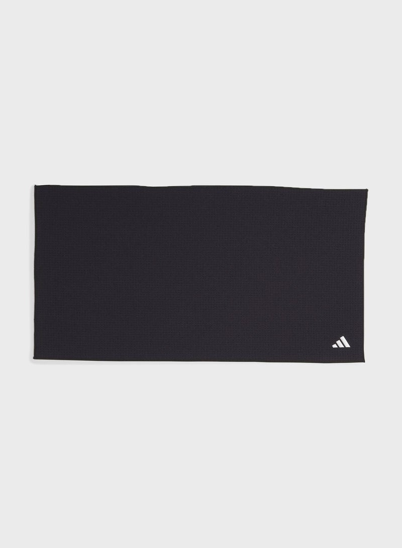 Adidas منشفة اللاعبين سوداء - Image 4