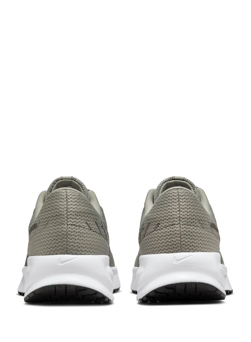 Nike Run Defy