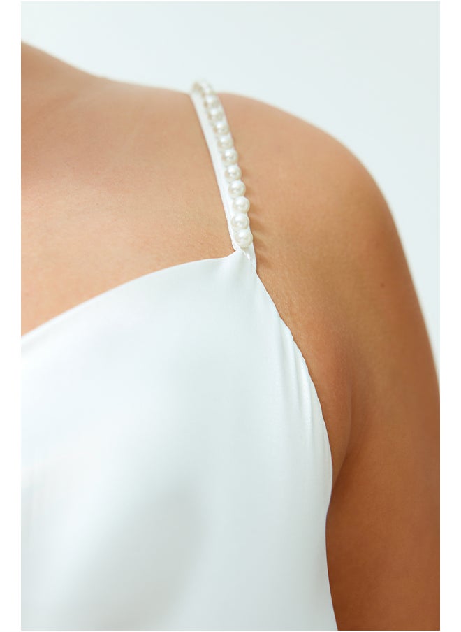 trendyol - Basic Plain Weave Satin Blouse in Ecru with Polka Dot Collar. - Image 1