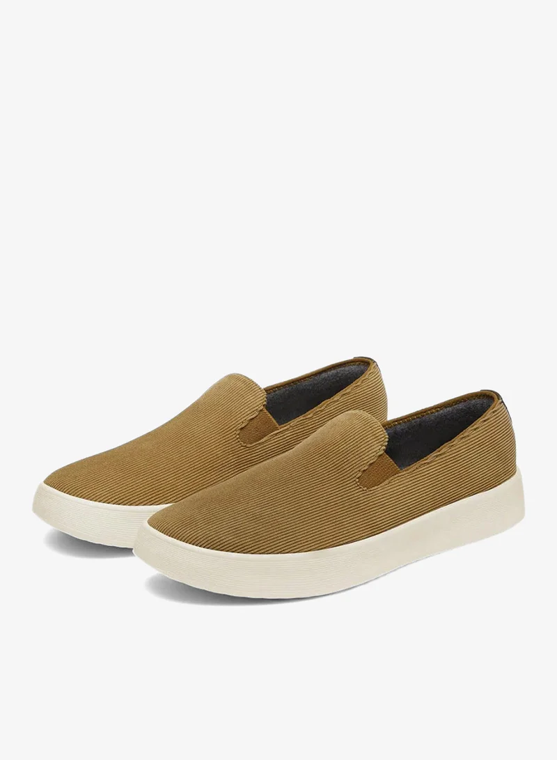اول بيردز Women's Cruiser Slip On Corduroy - Dark Tan (Stony Cream Sole)