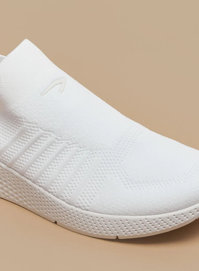 داش Men Textured Slip-On Sports Shoes with Pull Tabs