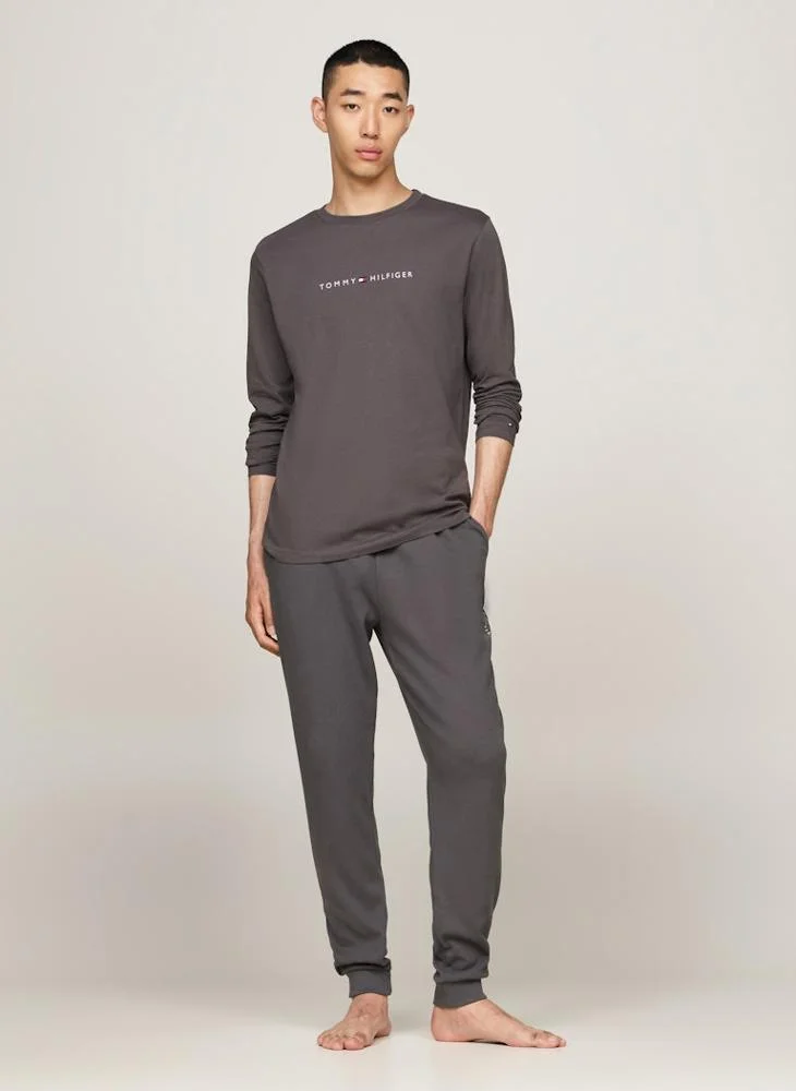 تومي هيلفيغر Logo Print T-Shirt