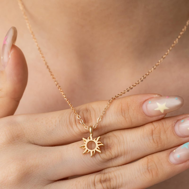 Baydurcan Gold Sun Necklace Friendship Gifts for Women Friends Cheer Up Gifts for Women (Sun) - Image 4