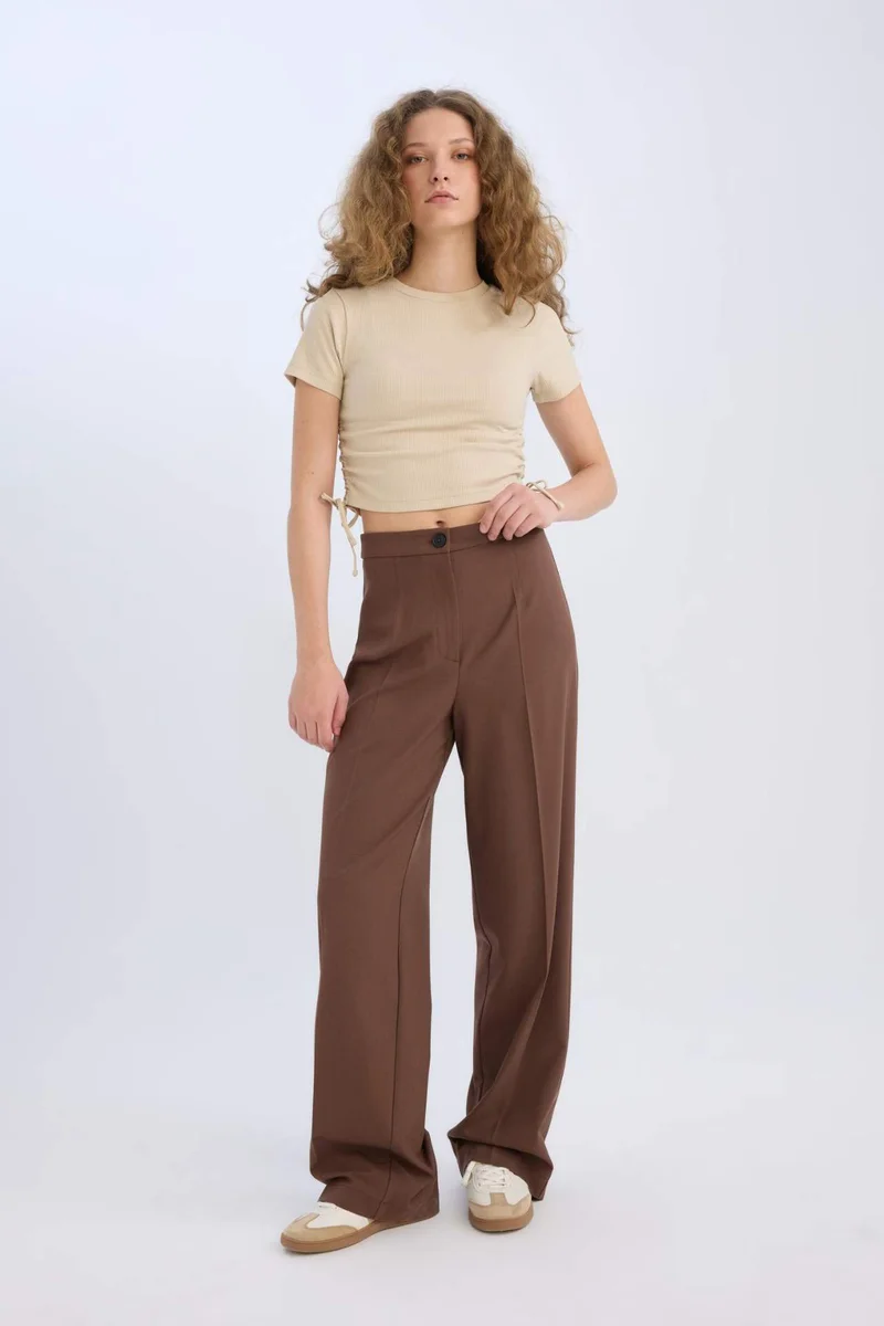 ديفاكتو Standard Length Wide Leg High Waist Trousers