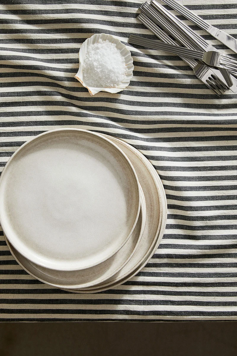 H&M Striped cotton tablecloth