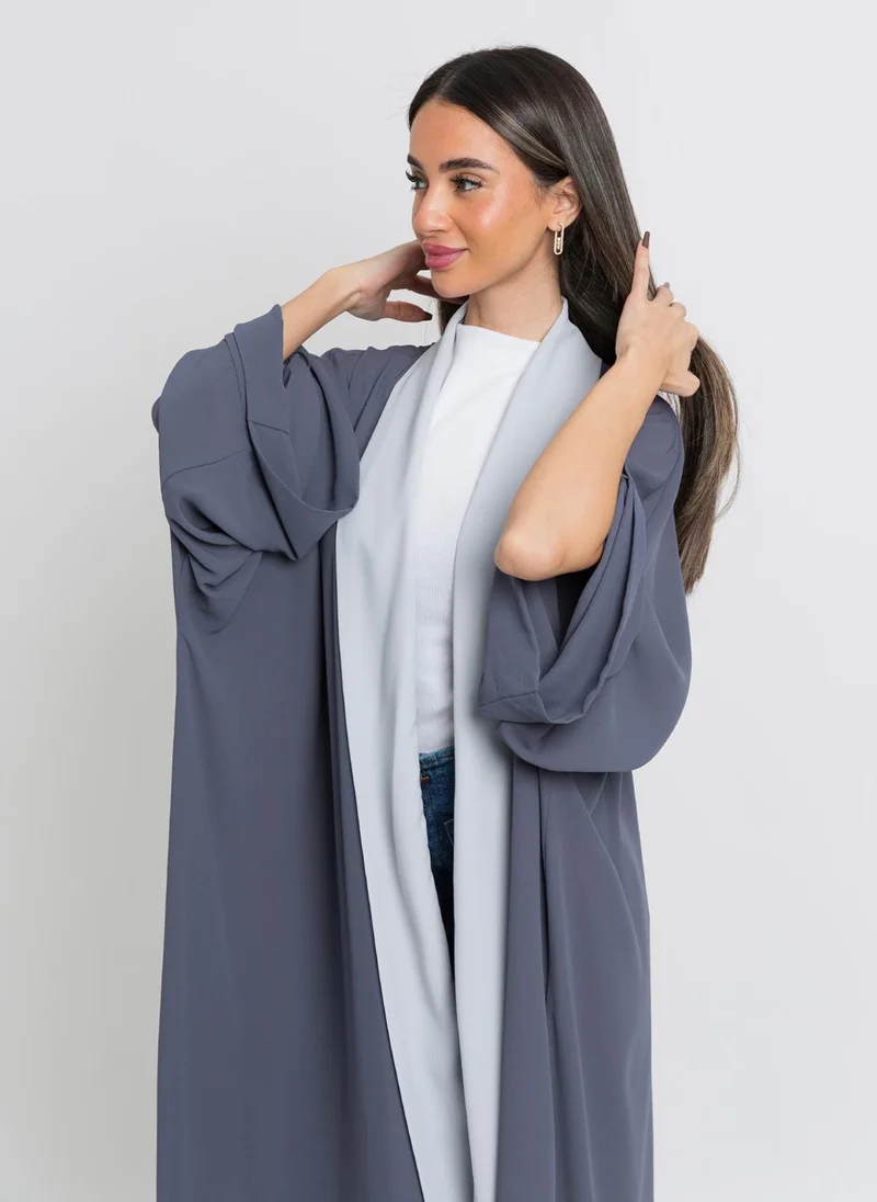 Kaafmeem Gray on Light Gray Flowstyle Abaya