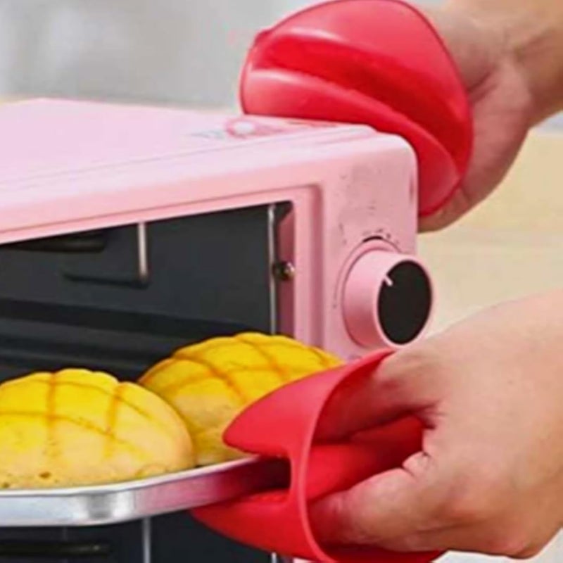 Set of 2 Silicone Oven Mitts, Heat Resistant Pot holders Mitts, Cute Oven Pinch Grip Gloves, Small Potholders for Kitchen, Air Fryer Mitts Pair for Cooking, Baking and Grilling, Random Colors