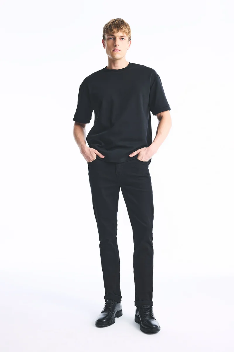 Pedro Slim Fit Super Skinny Hem Jeans