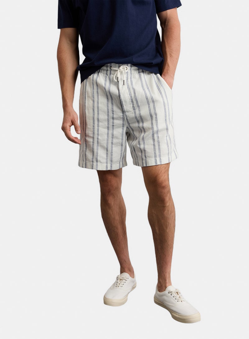 American Eagle AE 7" Lived-In Trekker Short - Image 1