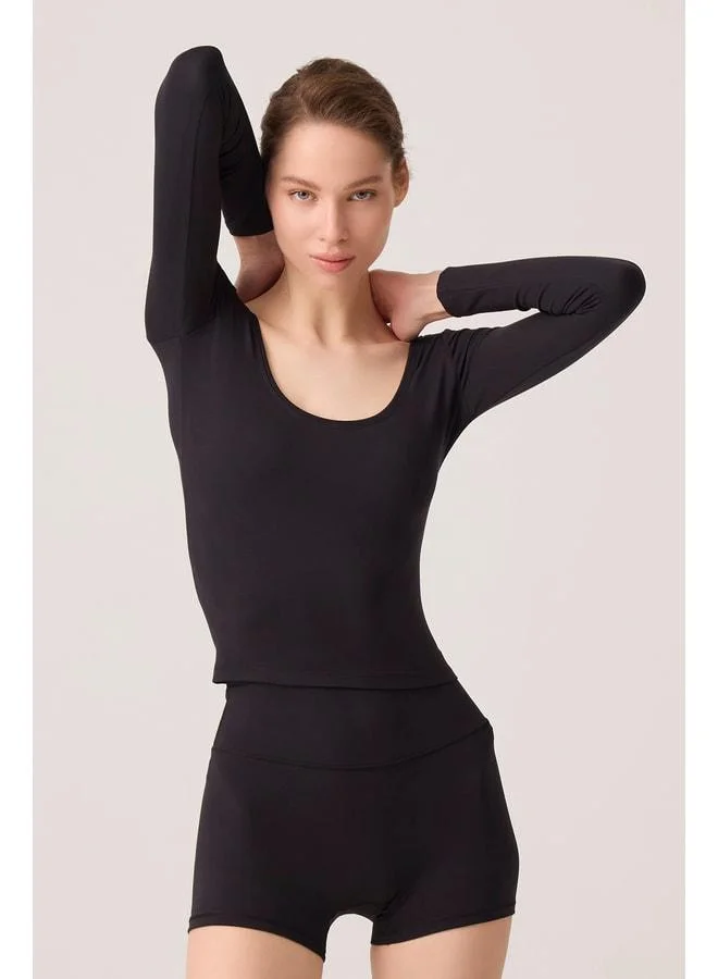 Los Ojos x Ece Black Long Sleeve U‑Neck Sports Blouse Scoop Neck Top.