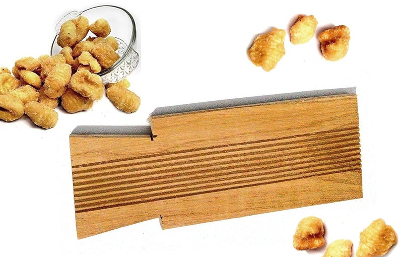 Ervio Wooden Gavvalu Maker Board | Traditional Gavvalu Peeta Chekka Chakka | Sweet Shells Maker for Bellam Gavvalu, Gujiya, Kajjikayalu | Wooden Gnocchi & Pasta Shaper Tool - Image 3