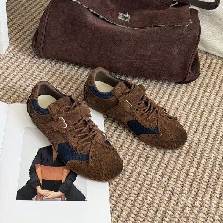 Women's Retro Color Block Low Top Sneakers with Soft Upper and Lace-up - Image 4
