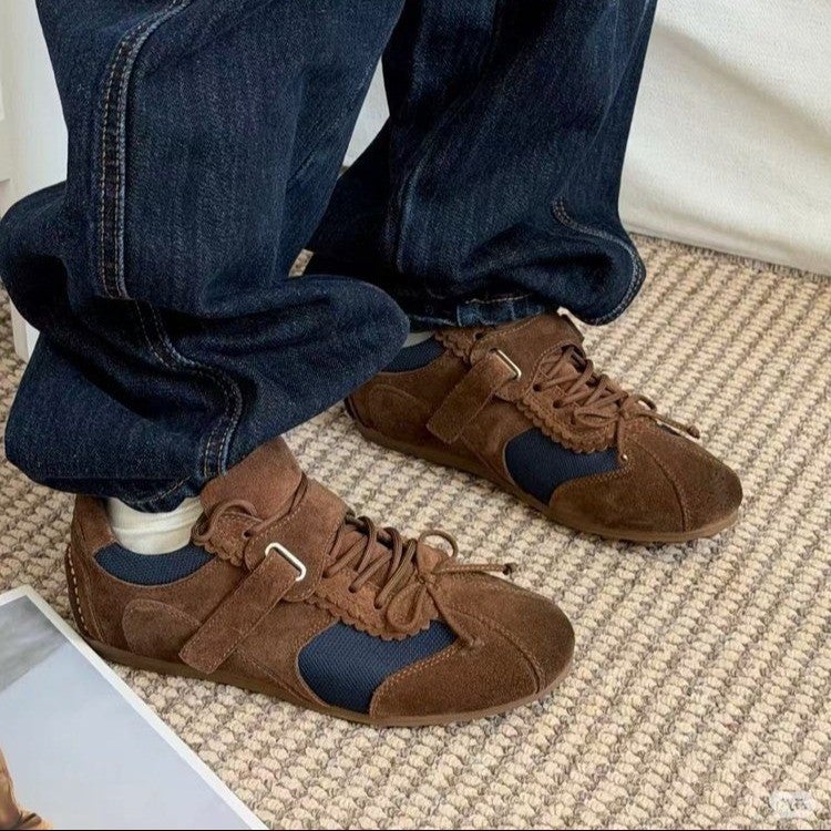 Women's Retro Color Block Low Top Sneakers with Soft Upper and Lace-up - Image 2