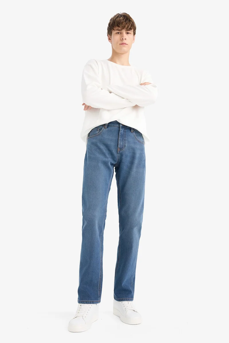 Sergio Regular Fit Regular Waist Straight Leg Jeans