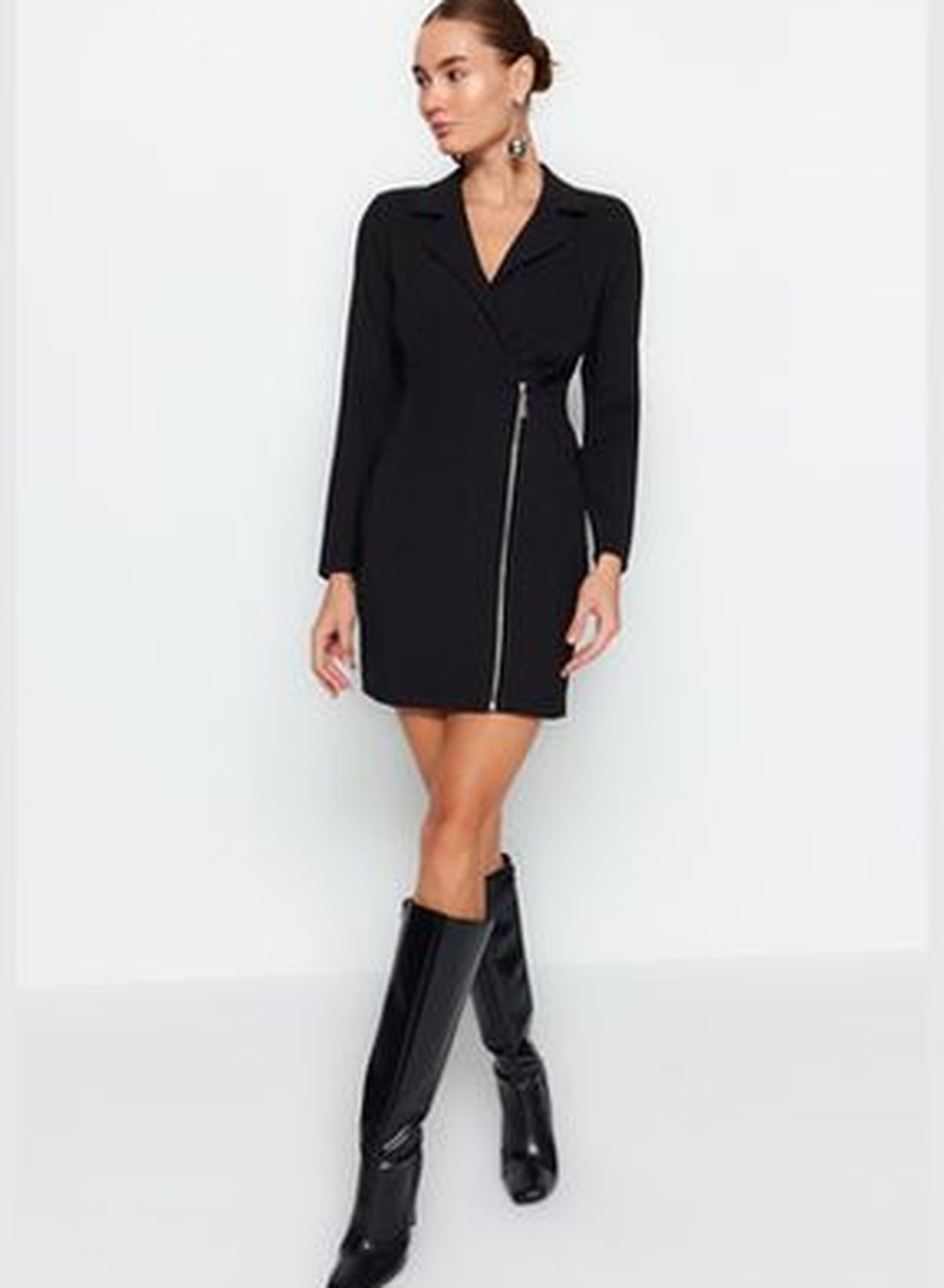 buy-trendyol-black-jacket-collar-zipper-detail-woven-dress-twoaw24el00292