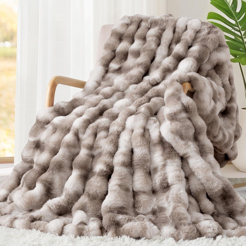 Touchat Luxury 1000GSM Faux Rabbit Fur Throw Blanket Super Heavy Warm Cozy Brown Blankets for Couch Bed Sofa Ruched Plush Fuzzy Elegant Soft Reversible Mink Blanket for Living Room Bedroom