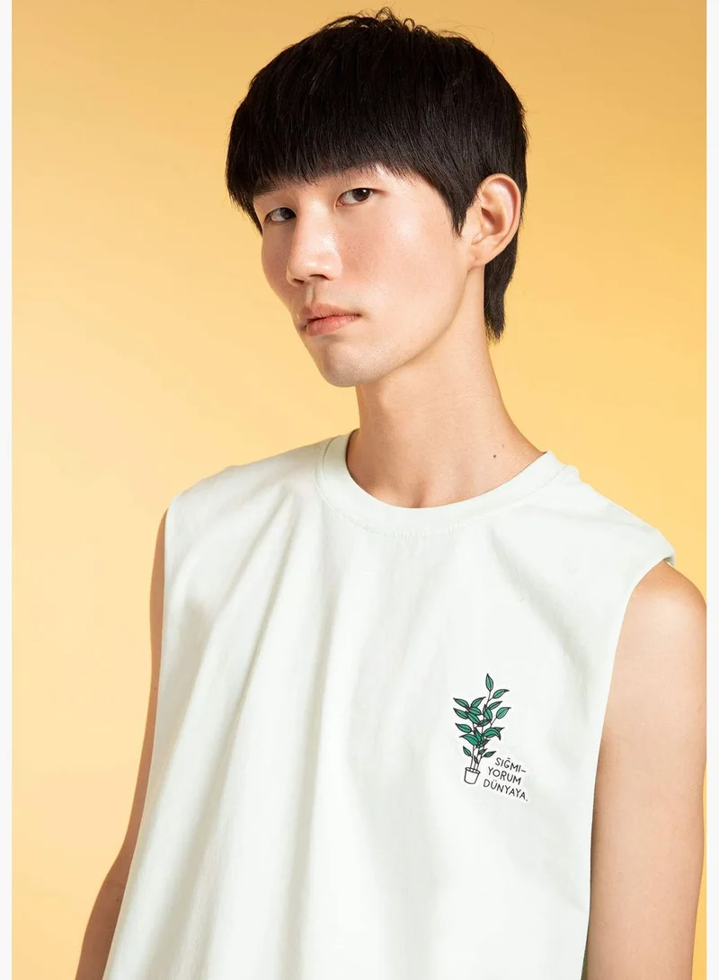 DeFacto Man Box Fit Crew Neck Sleeveless Vest