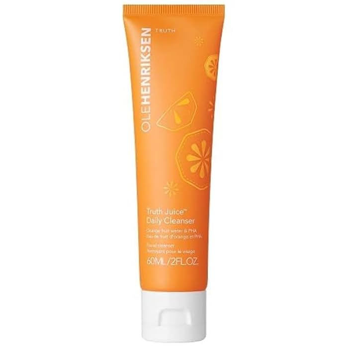 منظف الوجه اليومي OLEHENRIKSEN Mini Truth Juice™ 2.0 أونصة / 60 مل