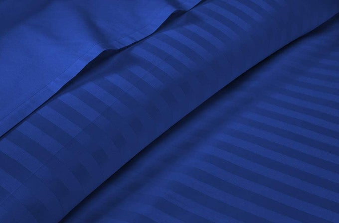 600 TC COTTON BEDSHEETS WITH PILLOW COVER 100 COTTON BEDSHEETS BREATHABLE SOFT TOUCH SKIN FRIENDLY 3 PIECE FLAT BEDSHEET SET ROYAL BLUE STRIPE KING SIZE