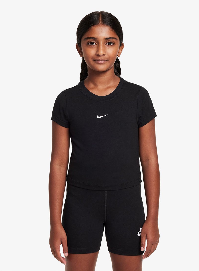Nike Youth Nsw Slim Fit Cropped T-Shirt - Image 1