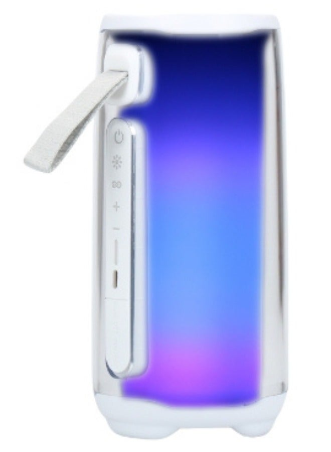 إكس أل تي مكبر صوت لاسلكي محمول مع أضواء متعددة الألوان 360 درجة للرياضة والسفر على الشاطئ - أبيض - Image 3