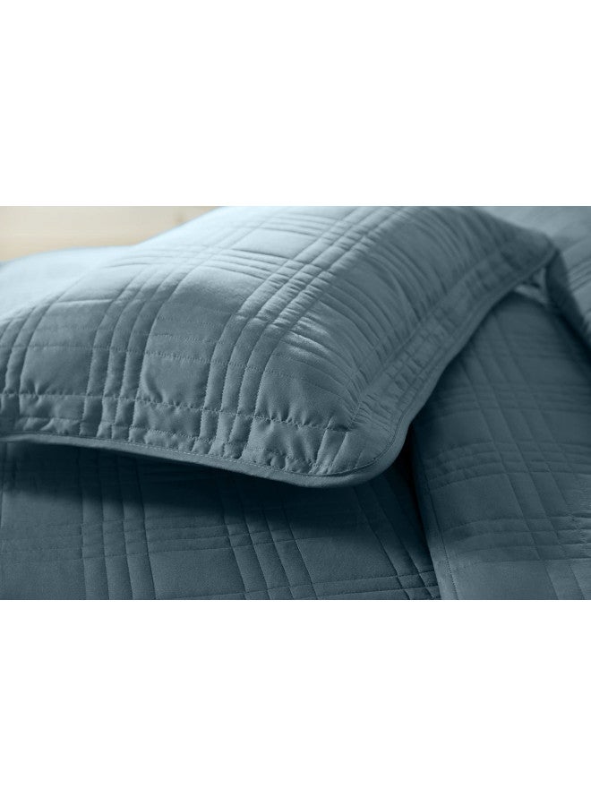 Chezmoi Collection Kingston 3-Piece Oversized Bedspread Coverlet Set (King, Blue) - Image 4