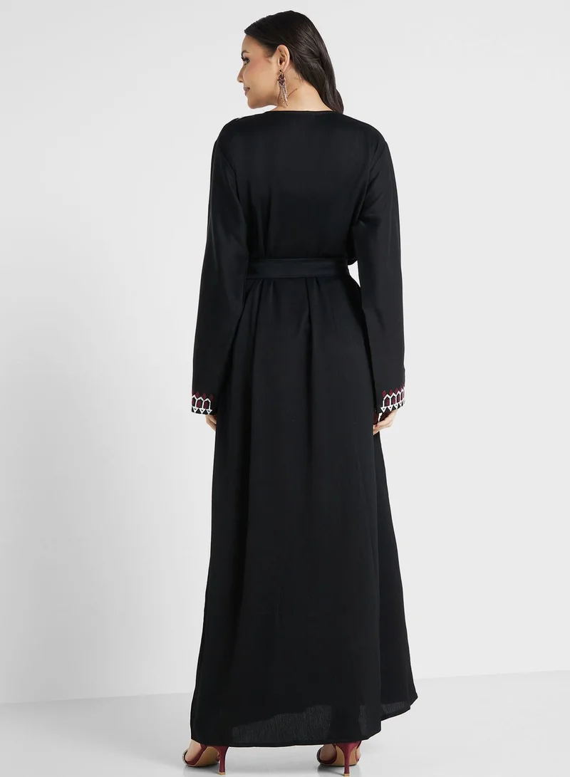 hayas closet Embroidered Belted Black Jalabiya