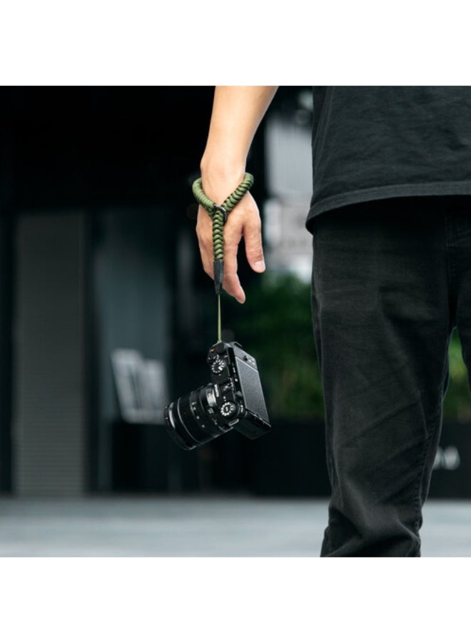 SmallRig Universal Braided Wristband (Green) - Image 4