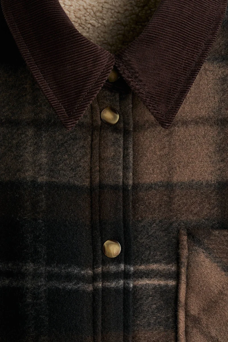 اتش اند ام جاكيت خفيف ببطانة من قماش تيدي