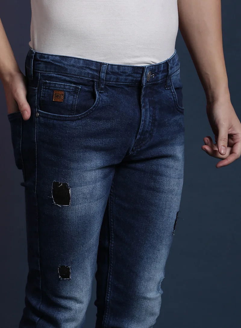Campus Sutra Campus Sutra Men's Navy Blue Torn Denim Jeans For Casual Wear | Dark-Wash | Regular Fit | Button Closure | Cotton Denim Jeans Crafted With Comfort Fit For Everyday Wear