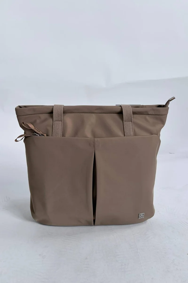 The Everyday Tote - Desert Nylon