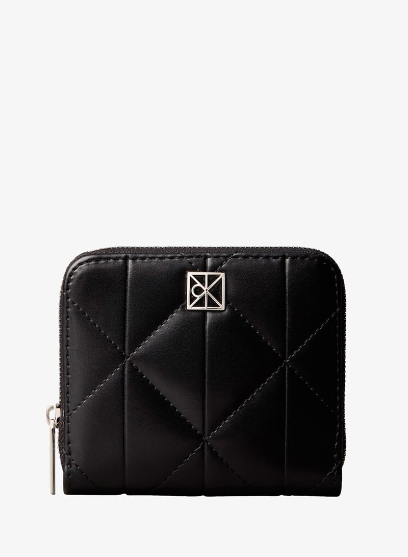 كالفن كلاين محفظة مربعة مبطنة بسحاب دائري - Image 1