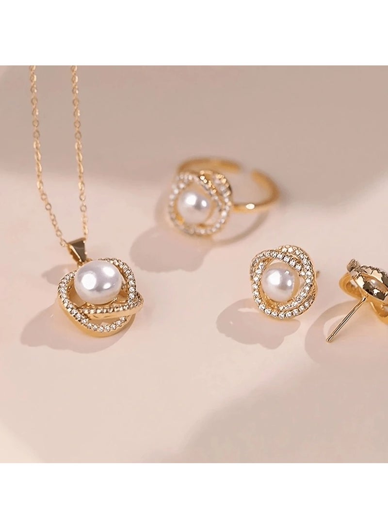 اكسسوار نسائي طقم يحتوي على سلسال ، اقراط و خاتم باللون الذهبي  مرصع باحجار الراين اللامعه و بتصميم لؤلؤ - Image 5